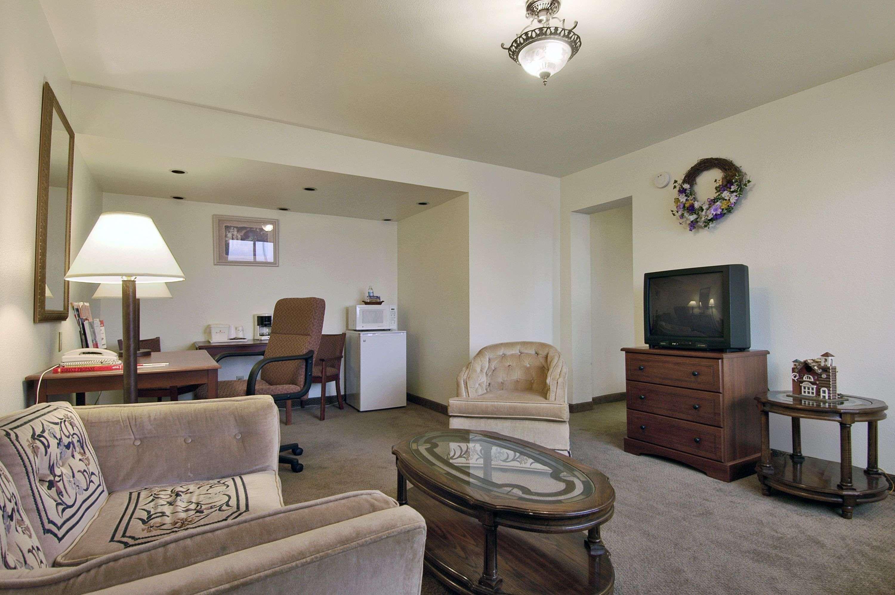 Super 8 By Wyndham Giddings Hotell Rum bild
